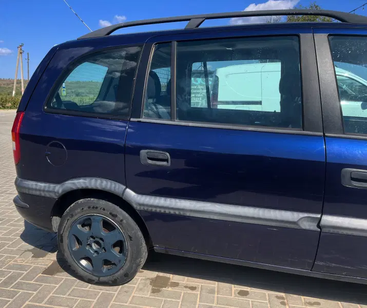 Opel Zafira, 1999