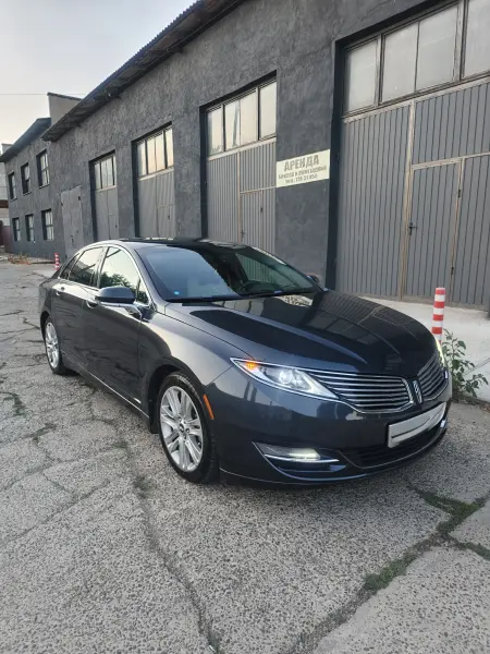 Lincoln MKZ, 2014