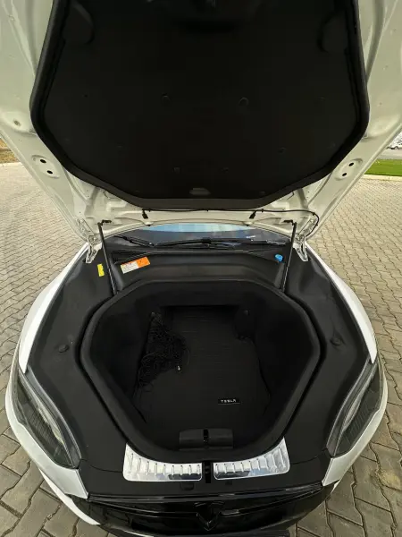 TESLA S, 2013