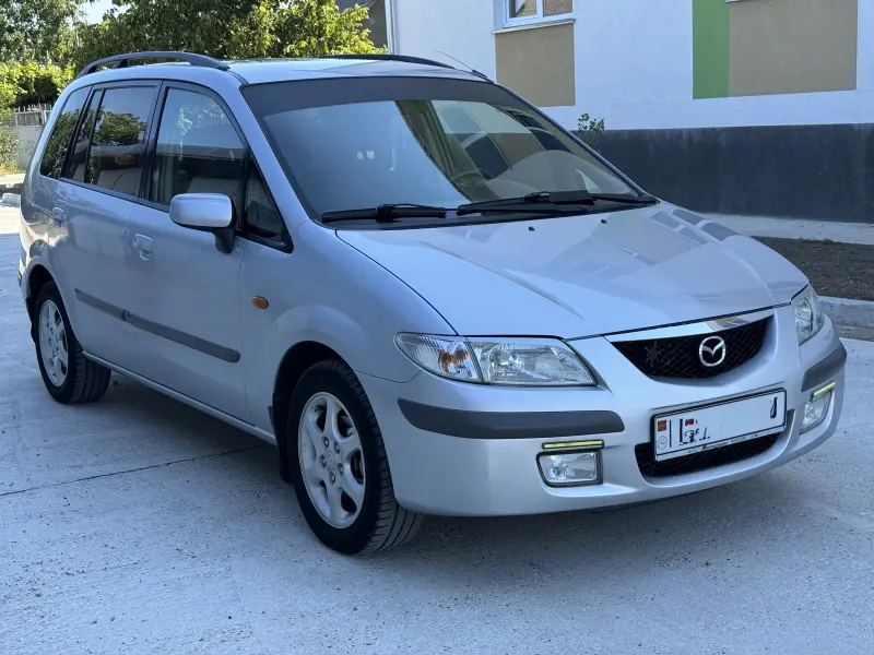 Mazda Premacy, 1999
