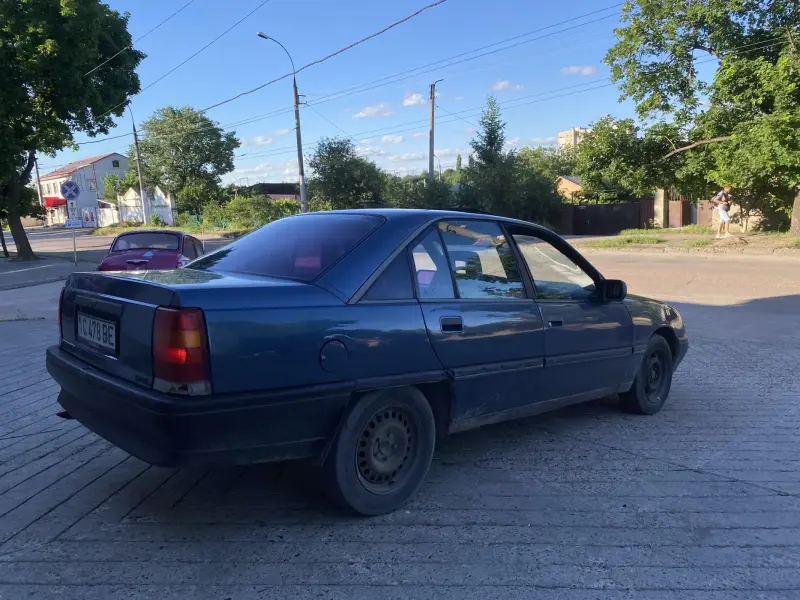 Opel Omega, 1987