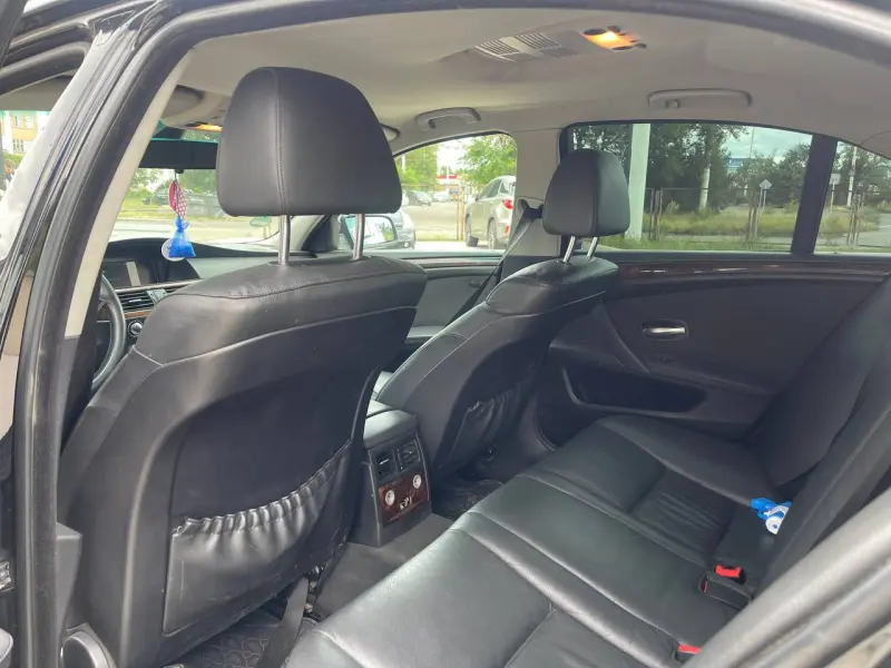 BMW 5 Series, 2009