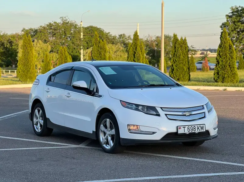 Chevrolet Volt, 2012