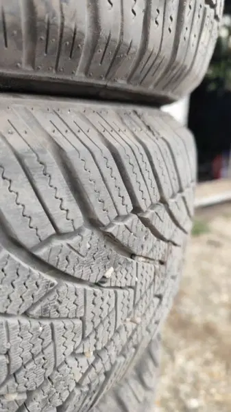 Зимняя 195/65R15