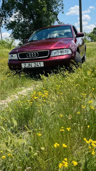 Audi A4, 1998
