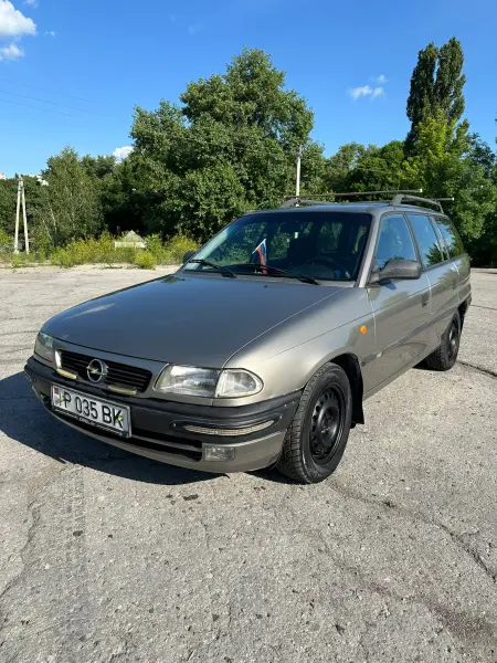 Opel Astra, 1996