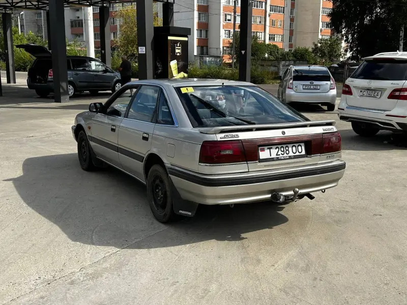 Mazda 626, 1993