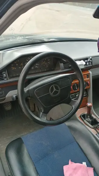 Mercedes-Benz W124, 1992