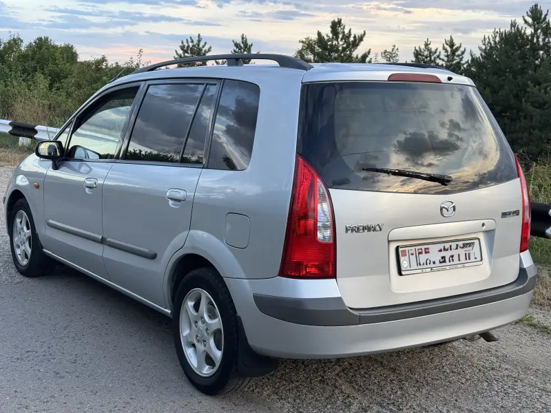 Mazda Premacy, 1999