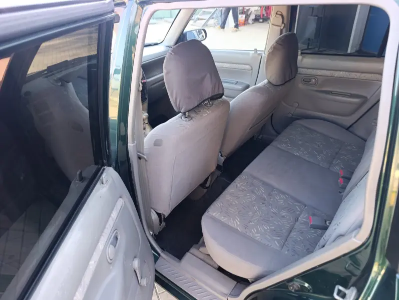 Mazda Demio, 2002