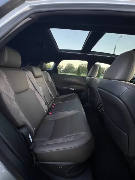 Lexus RX, 2023