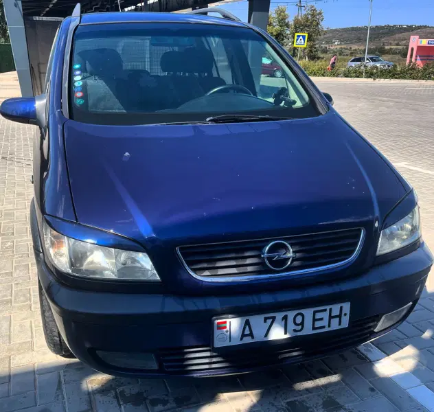 Opel Zafira, 1999