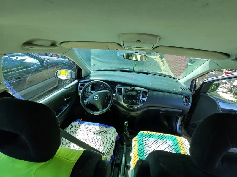 Mazda MPV, 2004