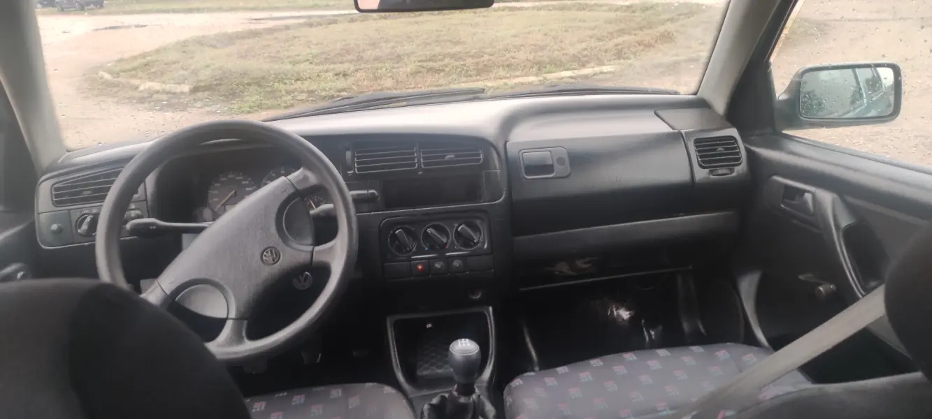 Volkswagen Golf, 1992