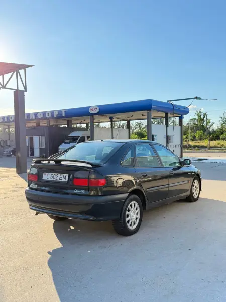 Renault Laguna, 2000