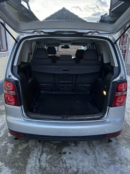 Volkswagen Touran, 2008