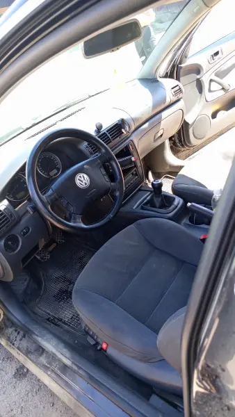Volkswagen Passat, 2005