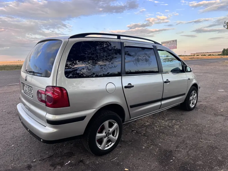 Volkswagen Sharan, 2004