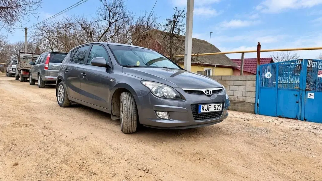 Toyota Corolla, 2011