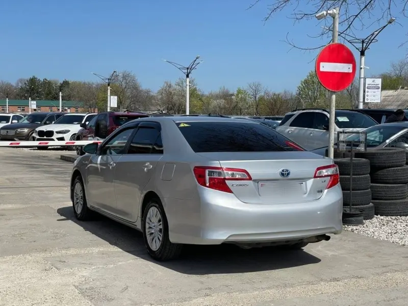Toyota Camry, 2013