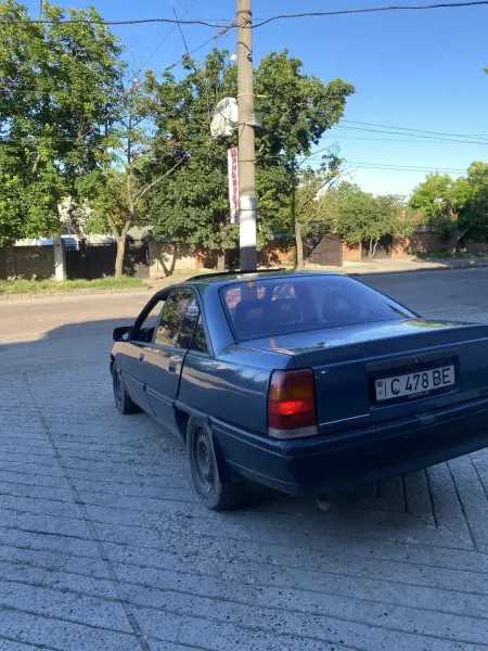 Opel Omega, 1987