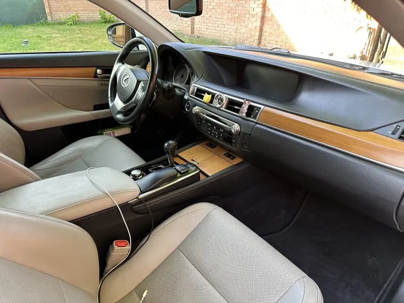 Lexus GS, 2012