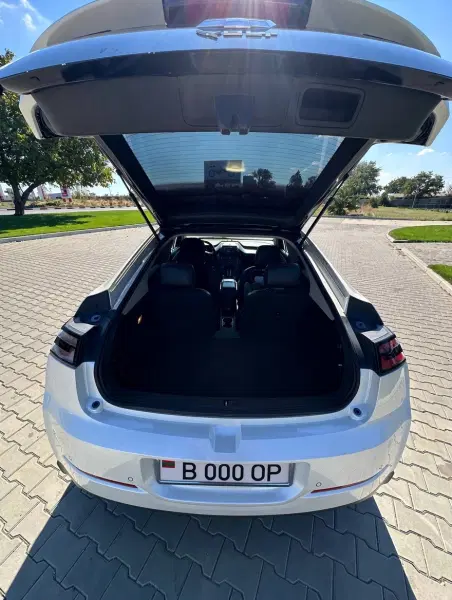 Chevrolet Volt, 2011