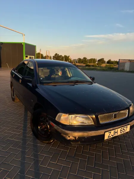 Volvo S40, 1997