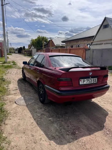 BMW 3 Series, 1992