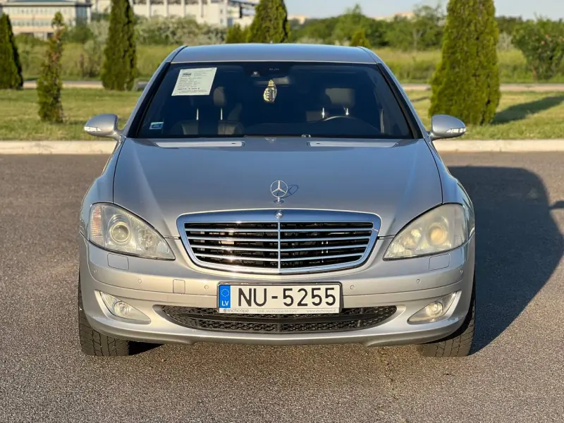 Mercedes-Benz S-Class, 2007