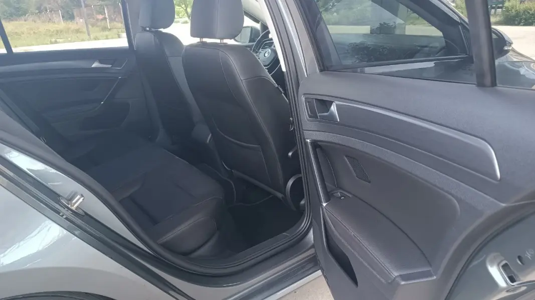 Volkswagen Golf, 2021