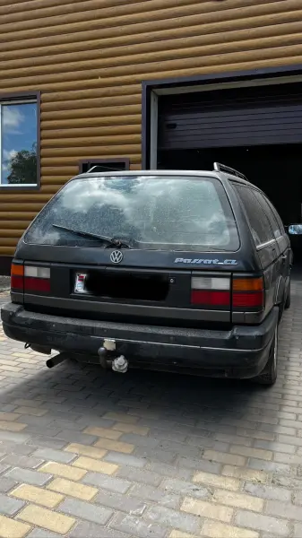 Volkswagen Passat, 1989