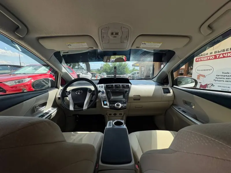Toyota Prius, 2013