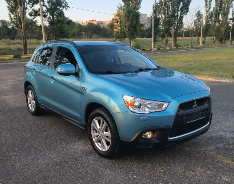 Mitsubishi ASX, 2011