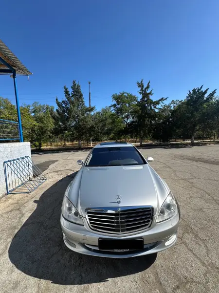 Mercedes-Benz S-Class, 2007