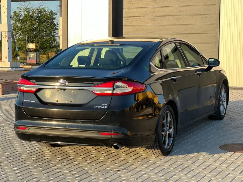 Ford Fusion, 2017