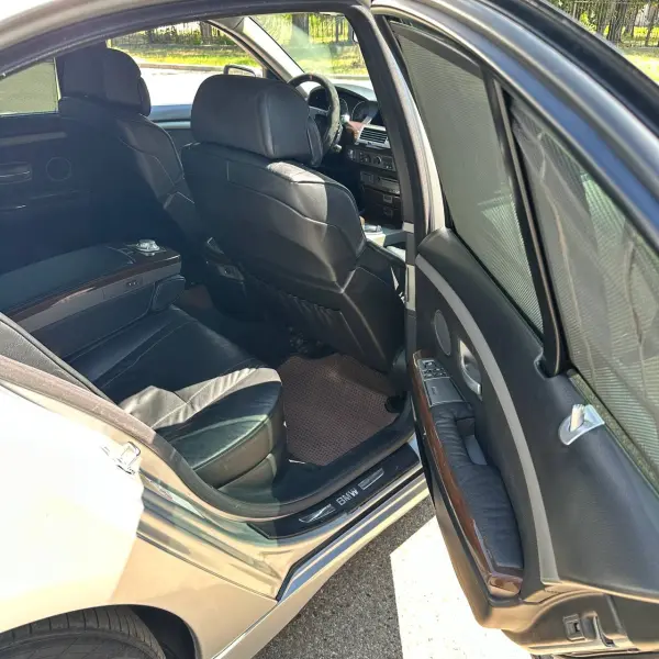 BMW 7 Series, 2003