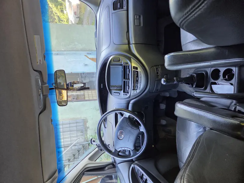 Toyota Previa, 2004