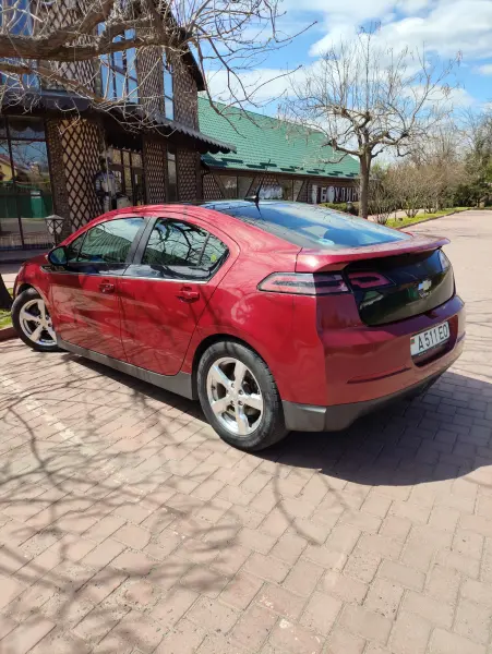 Chevrolet Volt, 2011