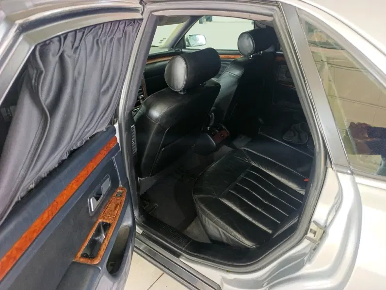 Audi A8, 2001