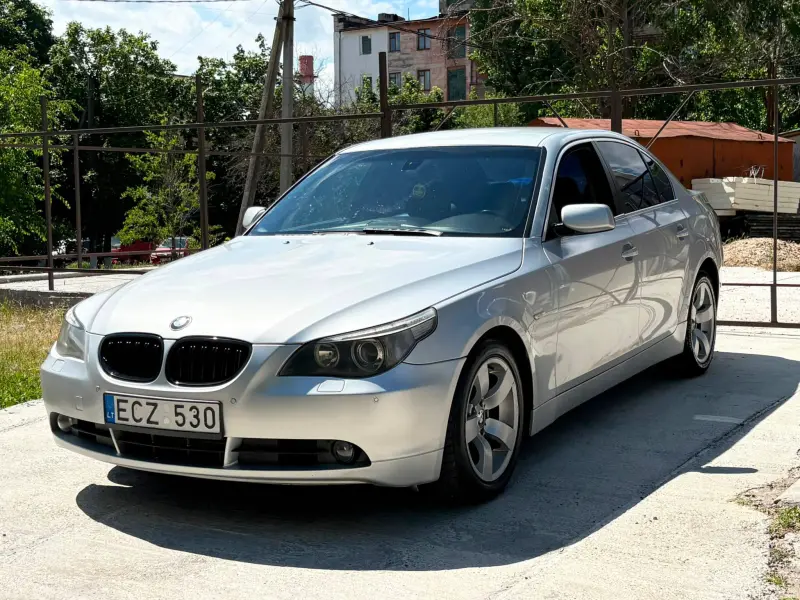 BMW 5 Series, 2005