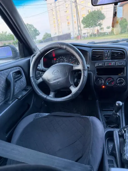 Nissan Primera, 2000