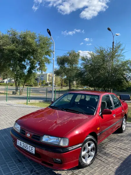 Nissan Primera, 1996