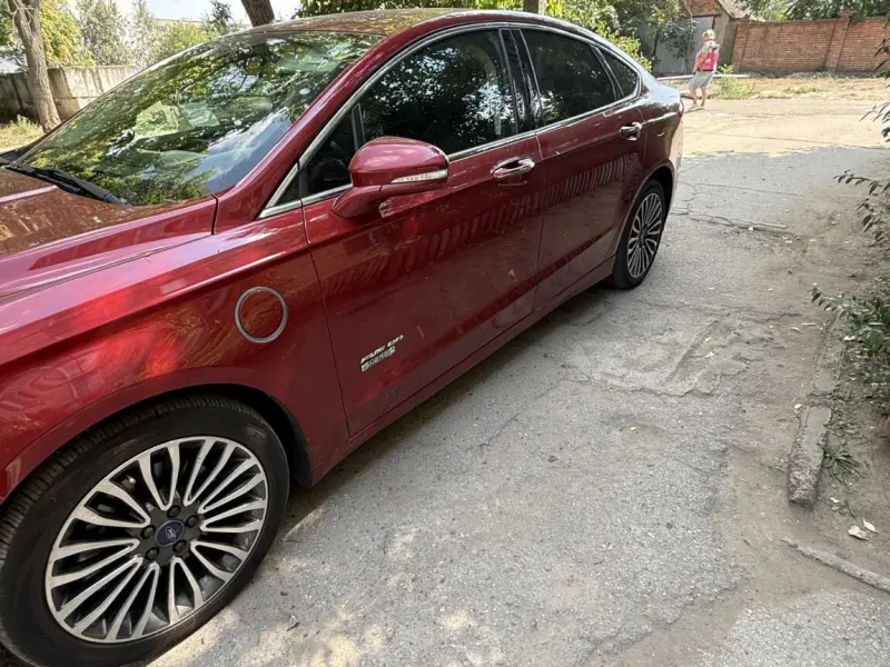 Ford Fusion, 2017