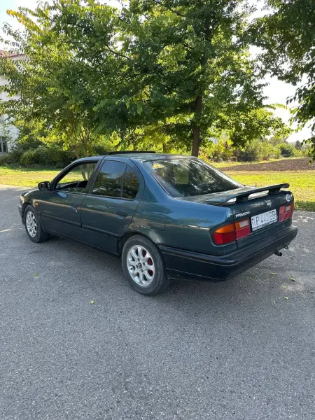 Nissan Primera, 1994