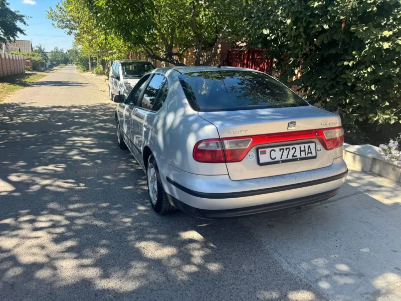 Volkswagen Golf, 2002