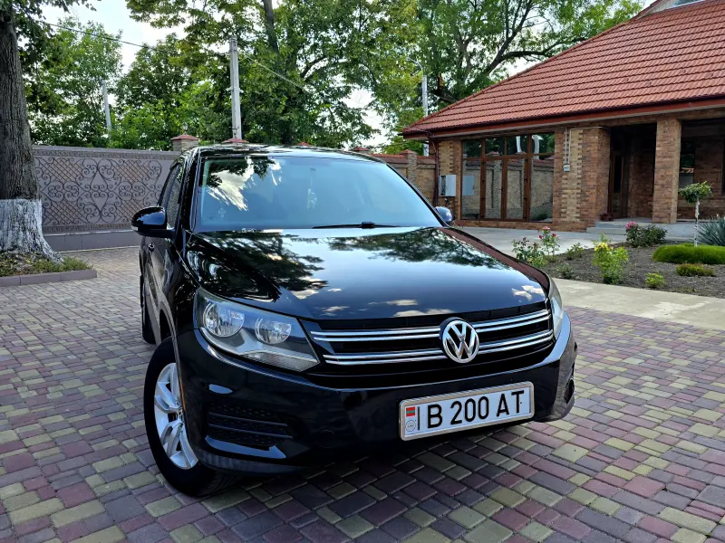 Volkswagen Tiguan, 2012