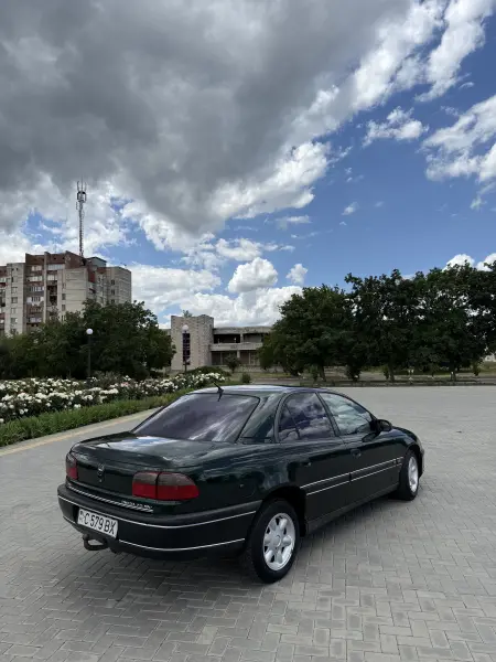 Opel Omega, 1996