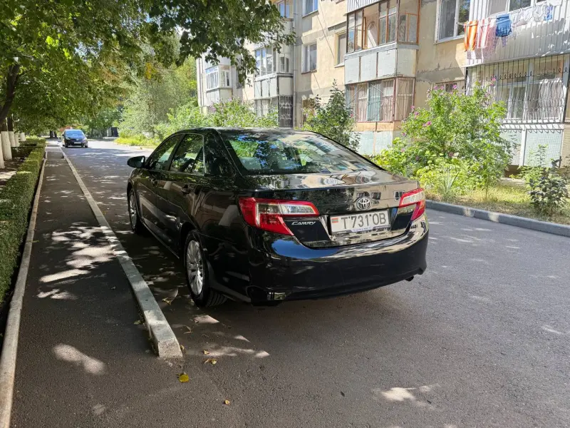 Toyota Camry, 2012