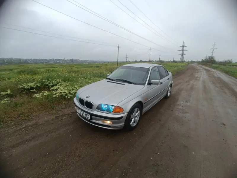 BMW 3 Series, 2000